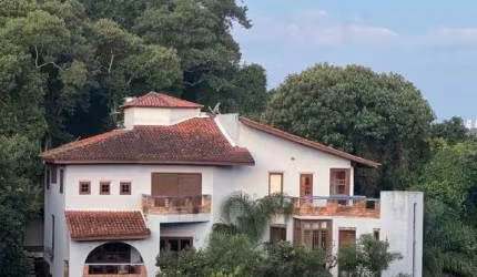 Casa com 5 dormitórios à venda, 723 m² por R$ 1.590.000,00 - Altos de São Fernando - Jandira/SP