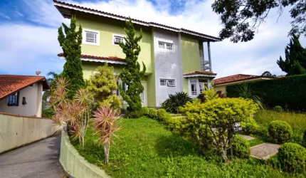 Casa com 3 dormitórios à venda, 380 m² por R$ 1.800.000,00 - Nova Higienópolis - Jandira/SP