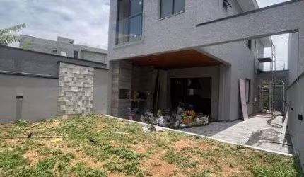 Casa com 3 Quartos - Alphaville - Santana de Parnaíba/SP