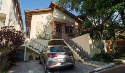 Casa com 3 Quartos - Roselandia - Cotia/SP