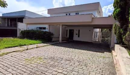 Casa com 4 Quartos - Alphaville - Barueri/SP