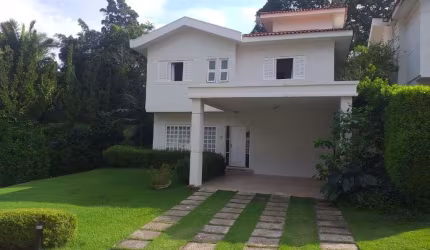 Casa com 4 quartos à venda, 267 m² por R$ 1.590.000 - Vila Santo Antônio - Cotia/SP