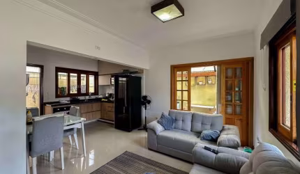 Casa com 2 dormitórios à venda, 120 m² por R$ 750.000,00 - Jardim Tupanci - Barueri/SP