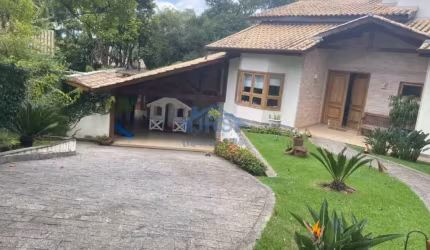 Sobrado com 4 dormitórios à venda, 376 m² por R$ 2.100.000,00 - Altos de São Fernando - Jandira/SP