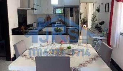 Casa com 3 dormitórios à venda, 210 m² por R$ 734.000,00 - Centro - Jandira/SP