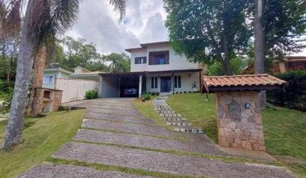 Sobrado com 3 dormitórios à venda, 346 m² por R$ 1.270.000,00 - Transurb - Itapevi/SP