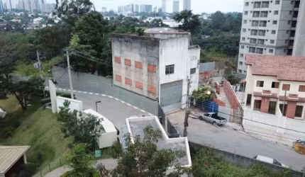 Terreno à venda, 3500 m² por R$ 17.000.000 - Jardim Tupanci - Barueri/SP