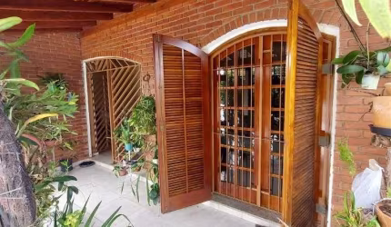 Casa com 3 dormitórios à venda, 228 m² por R$ 700.000,00 - Nakamura Park - Cotia/SP