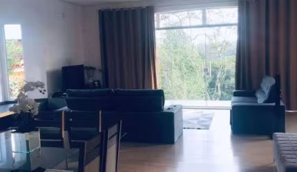 Chácara com 3 dormitórios à venda, 350 m² por R$ 960.000,00 - Morro Grande - Cotia/SP