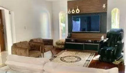 Sobrado com 4 dormitórios à venda, 250 m² por R$ 852.000,00 - Jardim Bolívia - Jandira/SP