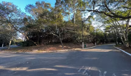 Terreno à venda, 1800 m² por R$ 600.000 - Forest Hills - Jandira/SP