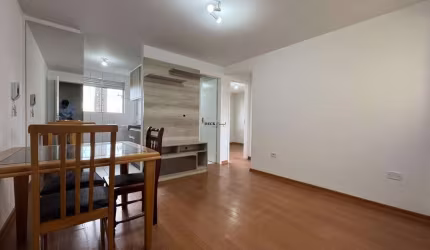 Apartamento semi-mobiliado com garagem coberta  em Santa Cândida, Curitiba - Villagio Trieste - Venda