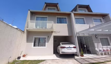 Excelente Sobrado Triplex com 3 dormitórios e com churrasqueira coberta e teto retrátil  no  Abranches em Curitiba - PR
