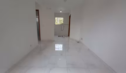 Apartamento com 2 dormitórios e uma vaga de garagem á venda em Colombo. Estuda permuta por Chácara - PR