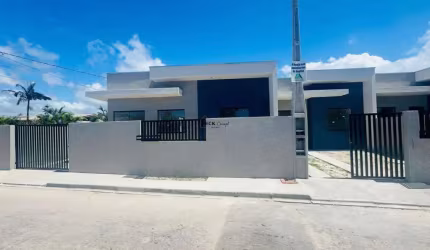 CASA NO LITORAL , 51 m² DE ÁREA CONSTRUÍDA , 1.000 m DO MAR , EXCELENTE LOCALIZAÇÃO