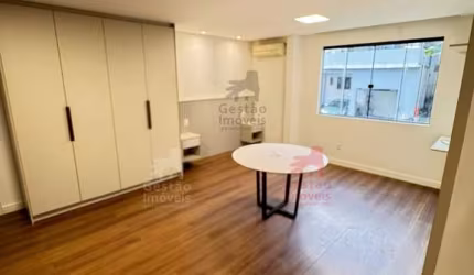 Apartamento para Locação Anual no bairro Ariribá em Balneário Camboriú, 1 quarto sendo 1 suíte, Mobiliado, 25 m² de área total, 25 m² privativos,