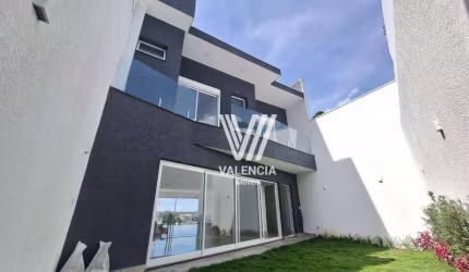 Sobrado | Reserva Bonvini | 3 suítes | 4 a 6 vagas | 350 m² priv | Santa Cândida - Curitiba/PR