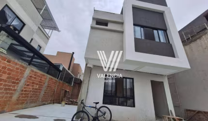 Sobrado em Condominio | 3 dorm | Suíte | 2 vagas | 103 m² priv | Alto Boqueirão - Curitiba/PR