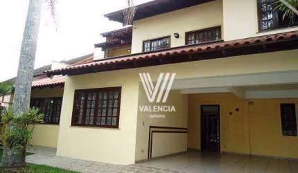 Sobrado | 5 dorm | 3 suítes | 4 vagas | 304 m² priv | Cascatinha - Curitiba/PR