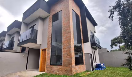 Sobrado com 3 dormitórios à venda, 110 m² por R$ 715.000,00 - Cajuru - Curitiba/PR