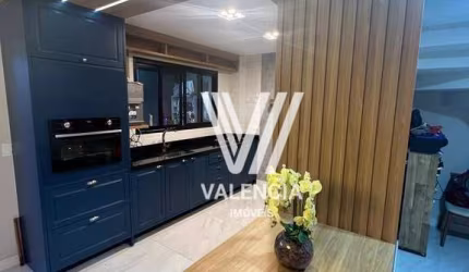 Sobrado | 3 dorm | Suíte | 2 vagas | 174 m² priv | Portão - Curitiba/PR