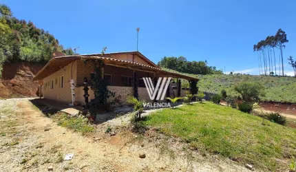 Chacará de Rua | 3 Suites | 300m² priv | 2 vagas | Marmeleiro - Almirante/PR