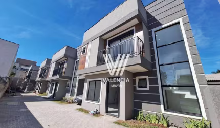 Sobrado à venda, 122 m² por R$ 749.900,00 - Hauer - Curitiba/PR