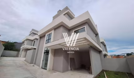 Sobrado em Condominio | 3 Dorms | 140m² | 2 vagas | Xaxim - Curitiba/PR