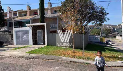 Sobrado de Rua | 4 Dorms | 3 Vagas | 167m² | Jardim das Americas - Curitiba/PR