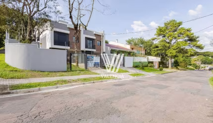 Sobrado de Rua | 3 Dorms | 2 Vagas | 101m² | Barreirinha - Curitiba/PR