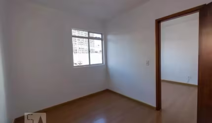 Ed. Leopoldina | 1 Dorm | Semi-Mobiliado | 37m² priv | Centro - Curitiba/PR