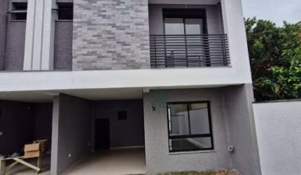 Sobrado à venda, 127 m² por R$ 769.000,00 - Uberaba - Curitiba/PR