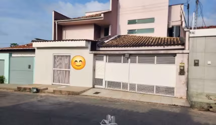 Casa Duplex à Venda em Cohaserma - 5 quartos - Piso  Pocelanato - Energia Solar