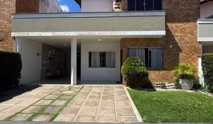 Vende-se Excelente Casa em Condomínio no Olho D'Agua - 4 Suítes - Energia Solar