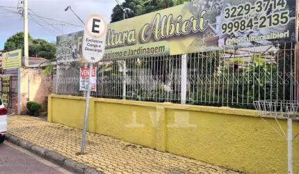 TERRENO ZR-3 PERFEITO PARA SEU COMÉRCIO EM UMA DAS RUAS MAIS MOVIMENTADAS DO BAIRRO PORTÃO!