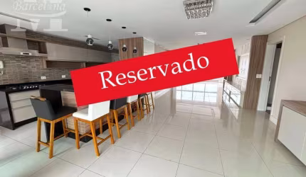 Raro apartamento com 193m² de área interna, andar alto, ensolarado. Tudo prontinho para receber você e sua família!