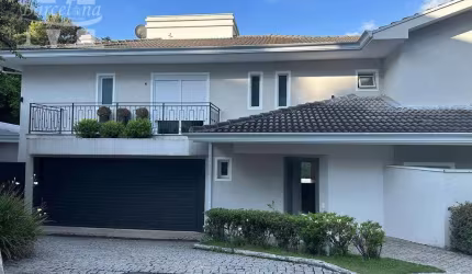 CASA ALTO PADRÃO NO CONDOMÍNIO AQUARIUS HILL, SEMI-MOBILIADA, 3 SUÍTES, 5 MINUTOS DO SHOPPING BARIGUI. BAIRRO ECOVILLE / CAMPO COMPRIDO. 3 VAGAS.