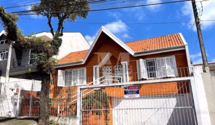 CASA TÉRREA, SEMINÁRIO / LOS ANGELES. ESTILO GERMÂNICA, LINDA! COM ARMÁRIOS.