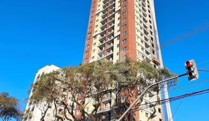 NOVO MUNDO/PORTÃO. NEW URBAN RESIDENCE. 1 SUÍTE SACADA COM CHURRASQUEIRA. 1 OU 2 VAGAS.