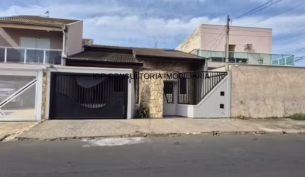 Imperdível: Casa à venda em Indaiatuba-SP, Jardim Regina, 4 quartos, 3 salas, 4 banheiros, 2 vagas de garagem, 164,17 m² de área.
