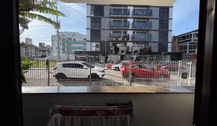 Apto à venda em Canasvieiras