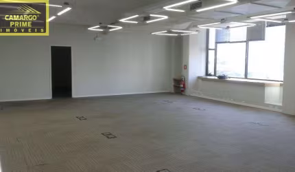 Imóvel com 374,80 m², Com apenas 9 minutos da Estação Berrini CPTM