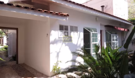 Casa de vila para locação ou venda na Vila Olímpia