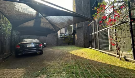 Imóvel comercial para venda ou locação no Morumbi - em frente ao Jockey Clube