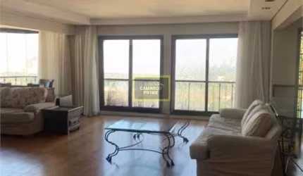 Apartamento com 04 suítes para locação no Jardim Paulista