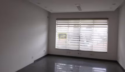 Sobrado comercial para venda ou locação no Alto da Lapa