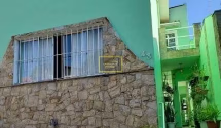 Sobrado com 03 dormitórios para venda na Lapa