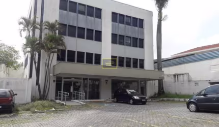 Prédio monousuário para alugar no Butantã