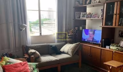 Apartamento com dois dormitórios para venda na Lapa