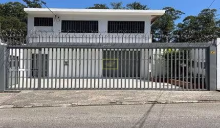 Casa comercial para locação no Butantã